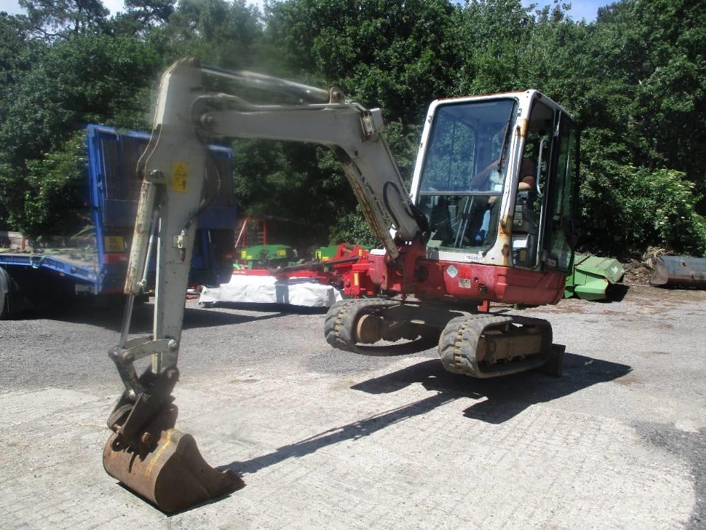 Takeuchi TB 228 حفارات صغيرة أقل من 7 طن (حفارات صغيرة)