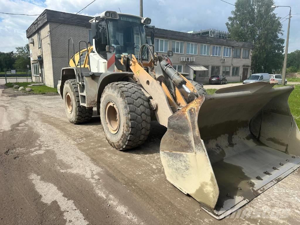 Liebherr L 550 لوادر بعجل