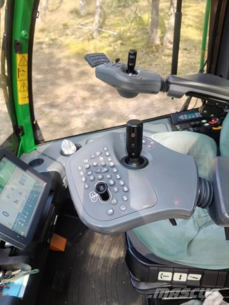 John Deere 1270 G حصادات