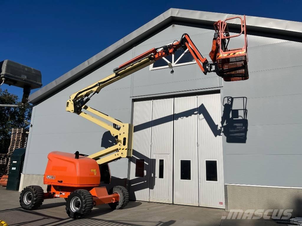 JLG 520 AJ رافعات سلة مفصلية