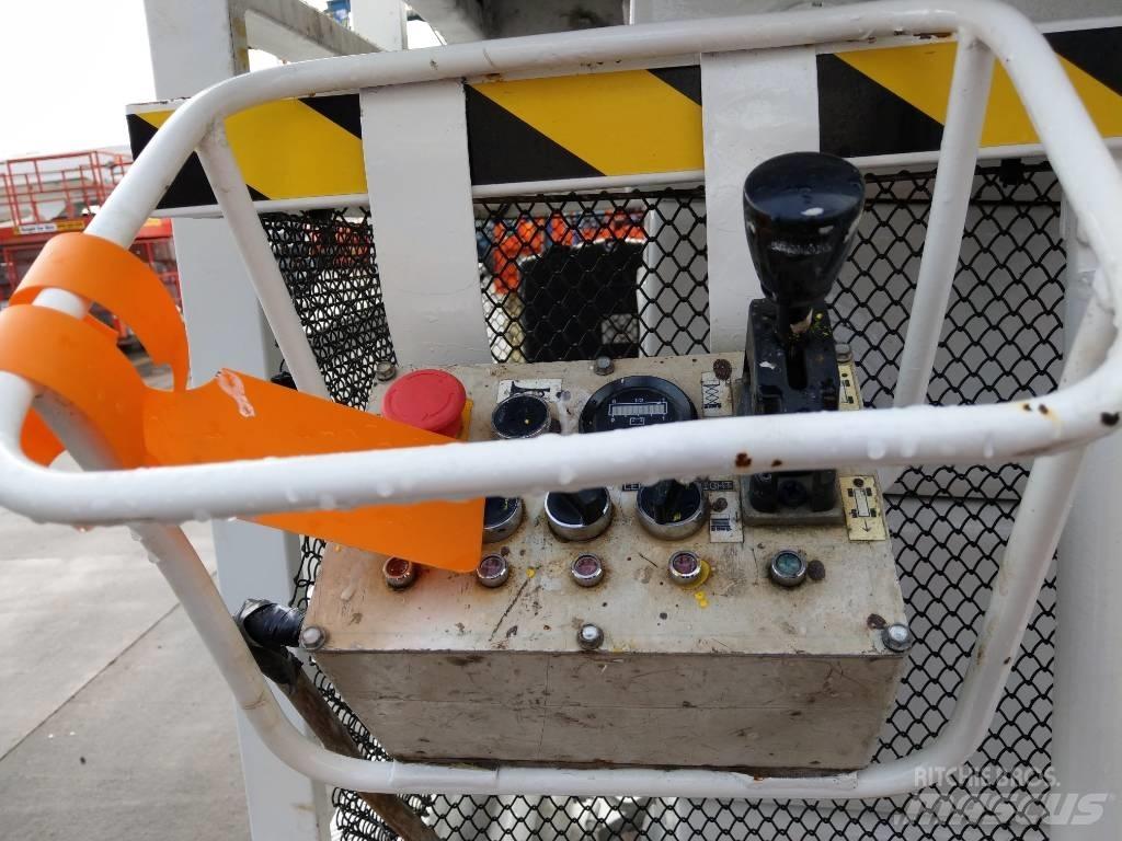 Liftlux SL 153-12 رافعات مقصية الشكل