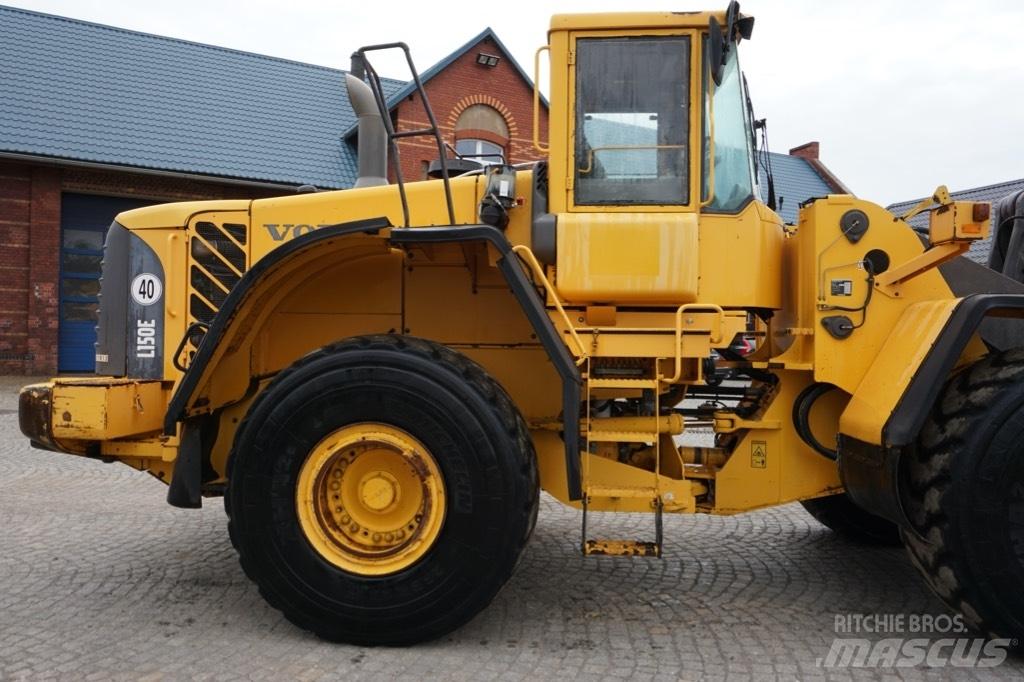 Volvo L 150 E لوادر بعجل