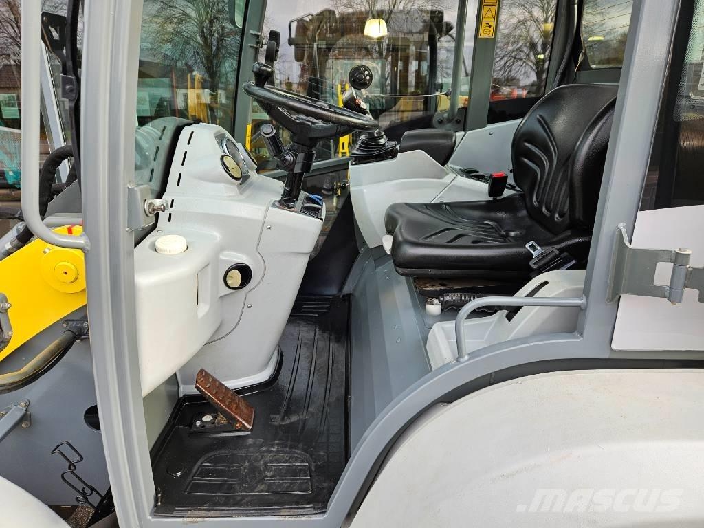 Kramer 5055 لوادر بعجل