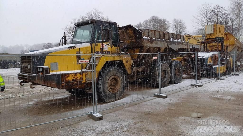 Komatsu HM 300-2 ساحبات مفصلية