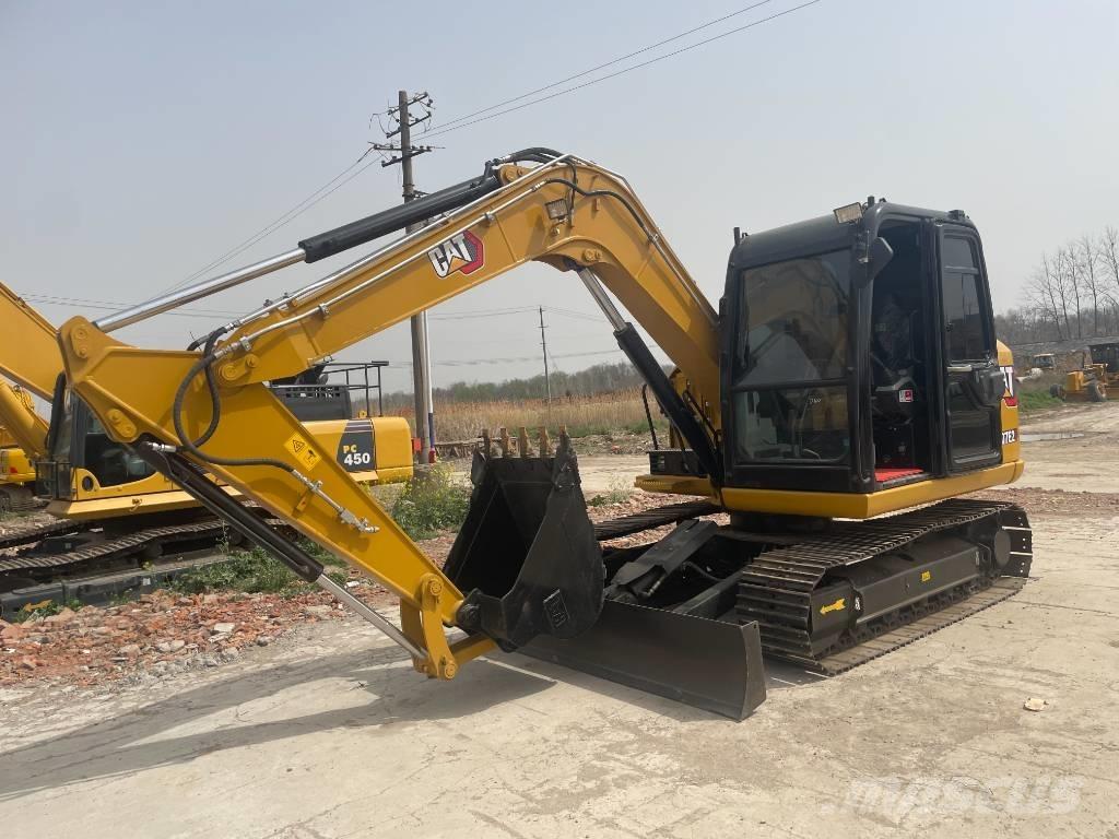 CAT 307E2 حفارات وسط 7 طن - 12 طن