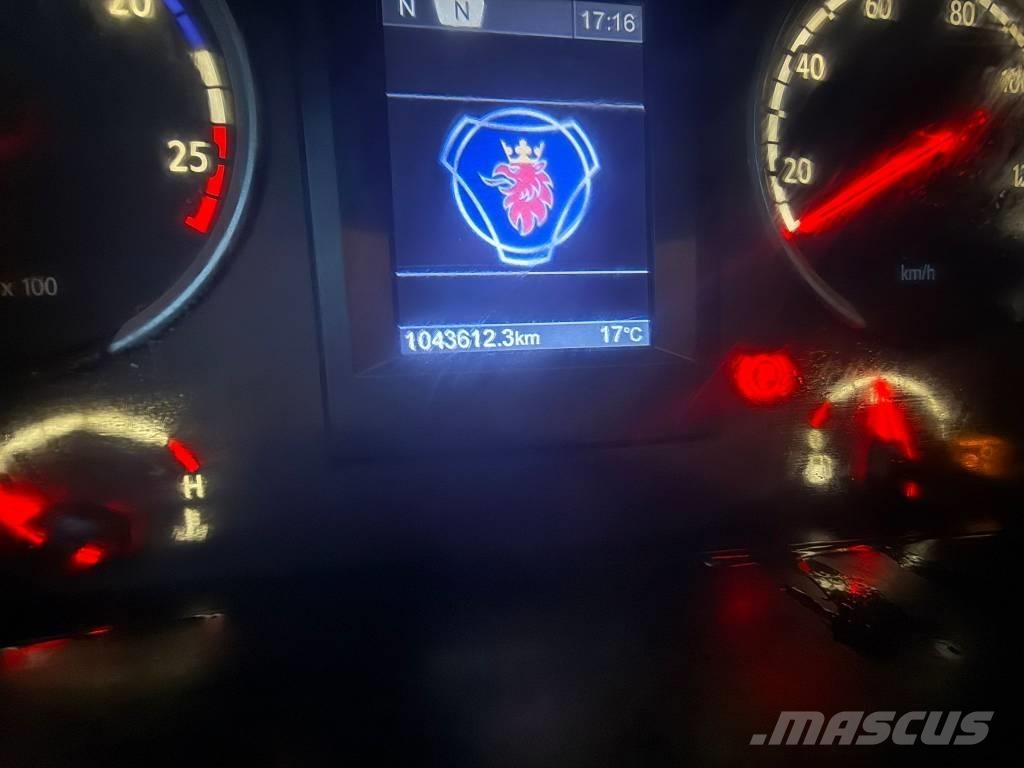 Scania G 420 شاحنات بغطاء جانبي