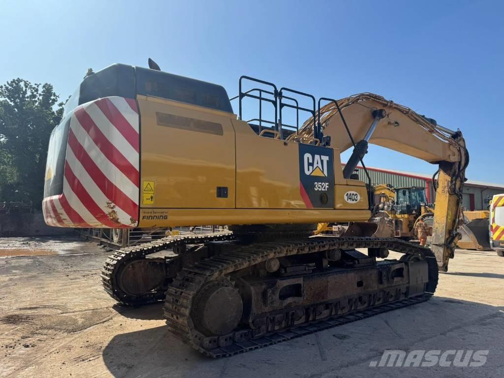 CAT 352 F حفارات زحافة