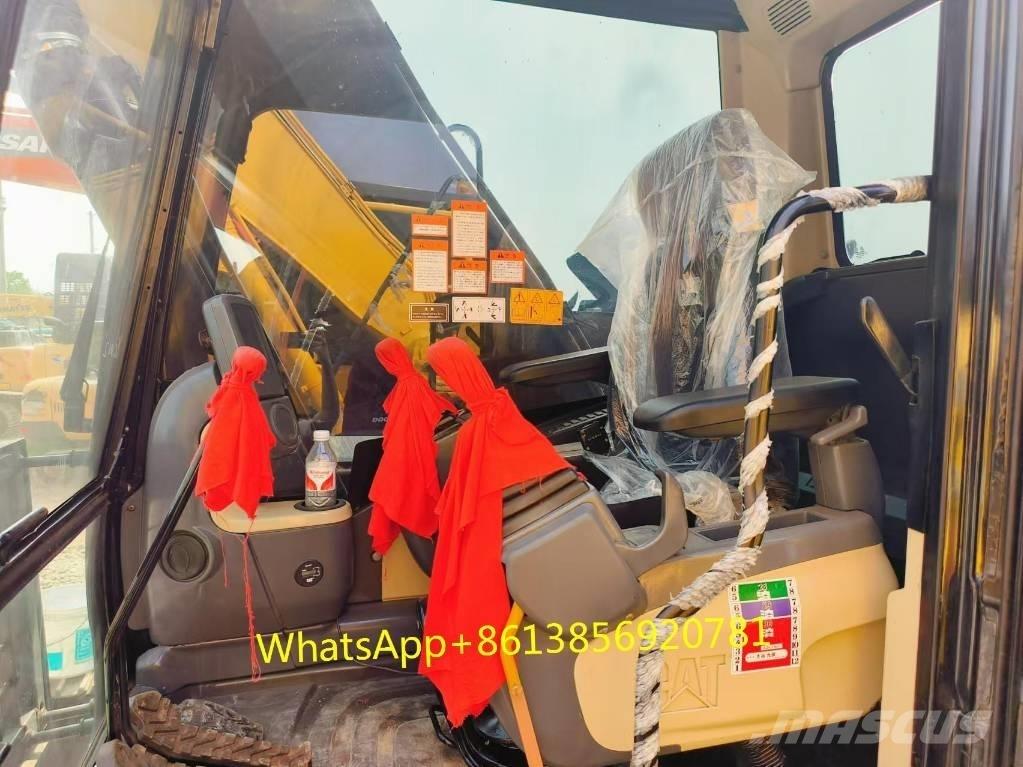 CAT 320 D حفارات زحافة