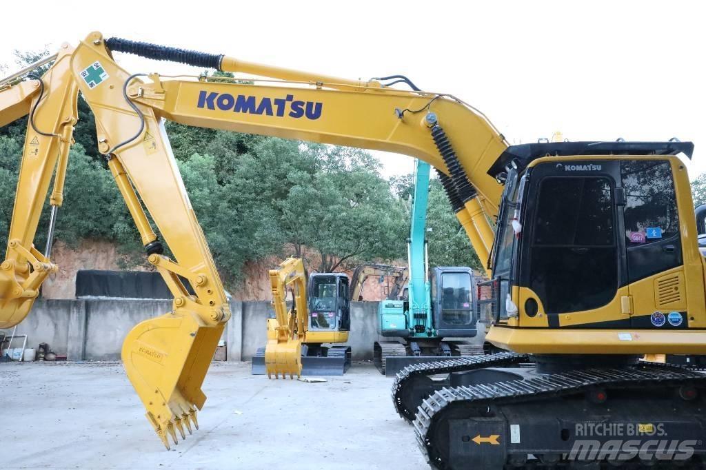 Komatsu PC 210-8 حفارات زحافة