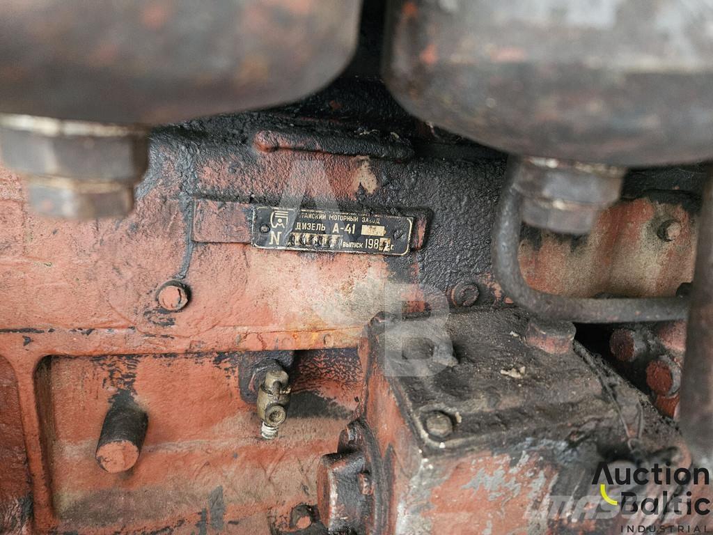  DZ 99 معدات تمهيد الطرق