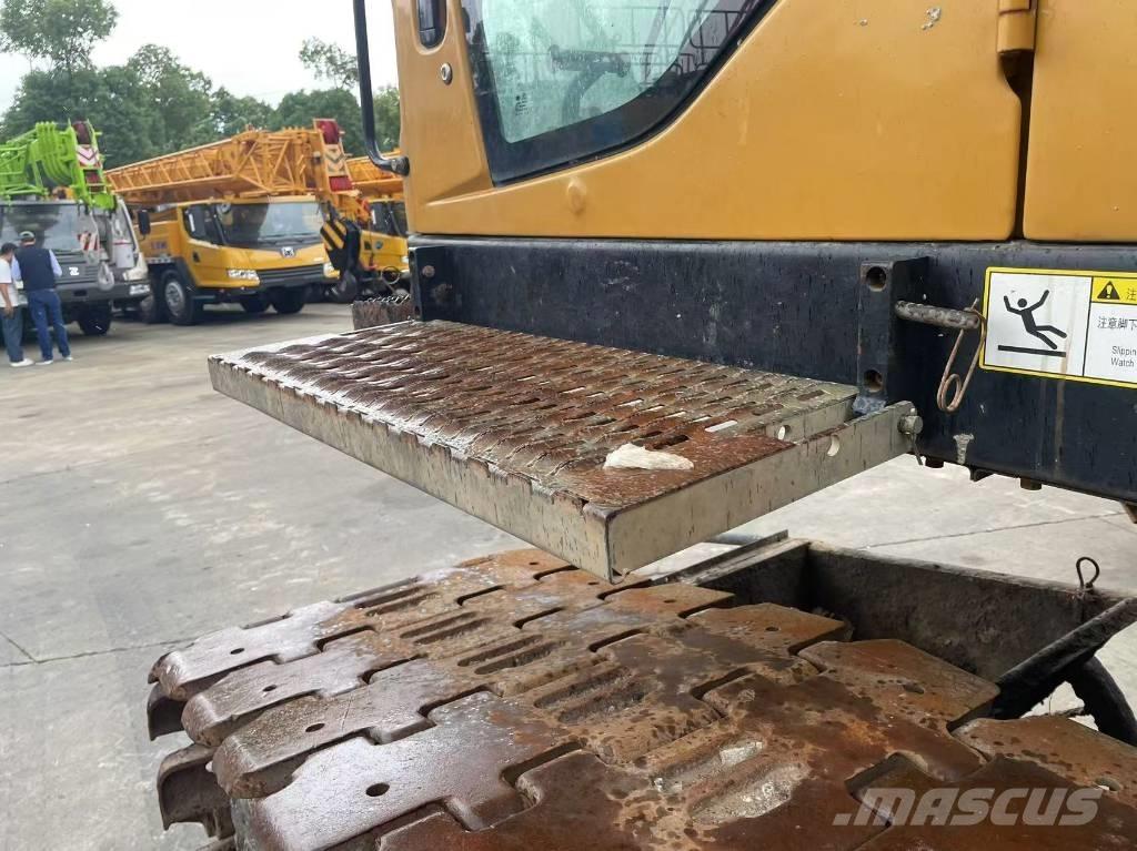 Sany SCC550A رافعات الطرق الوعرة