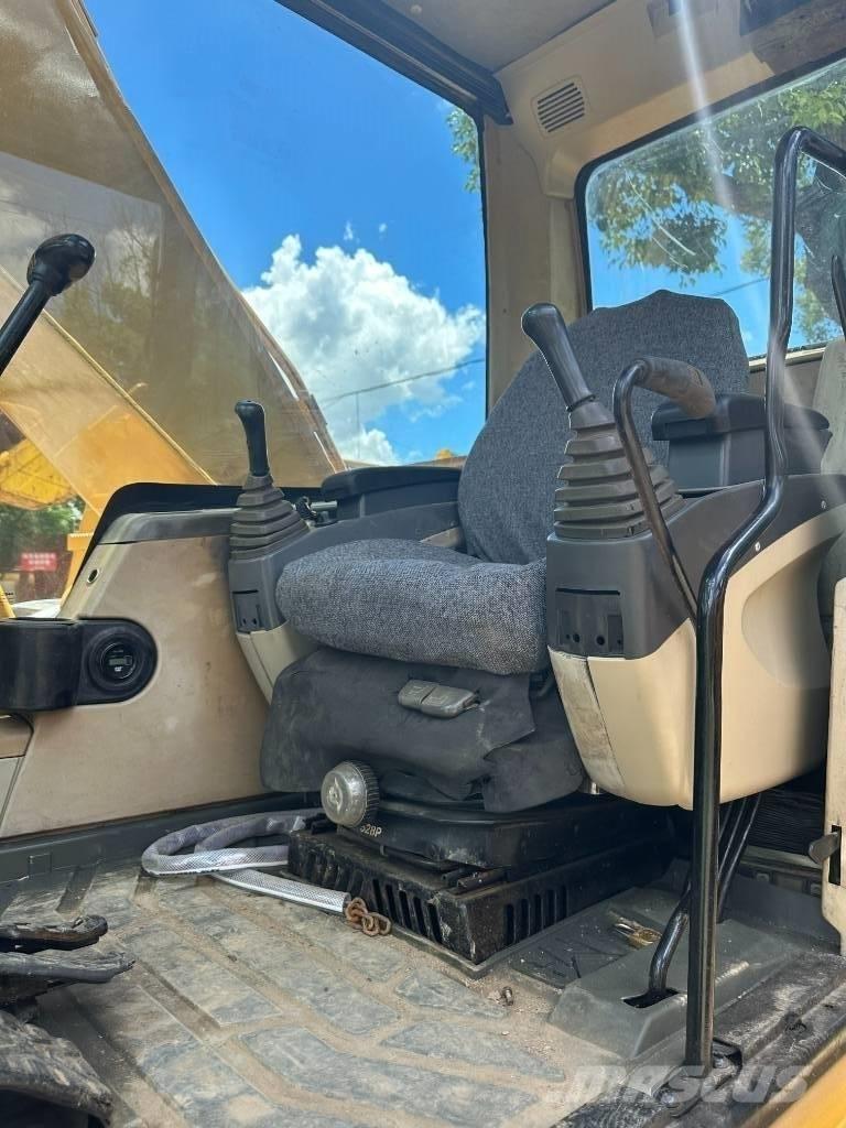 CAT 320C حفارات وسط 7 طن - 12 طن