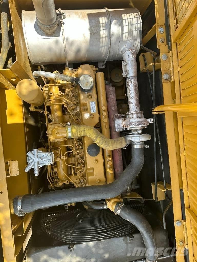 CAT 320C حفارات وسط 7 طن - 12 طن