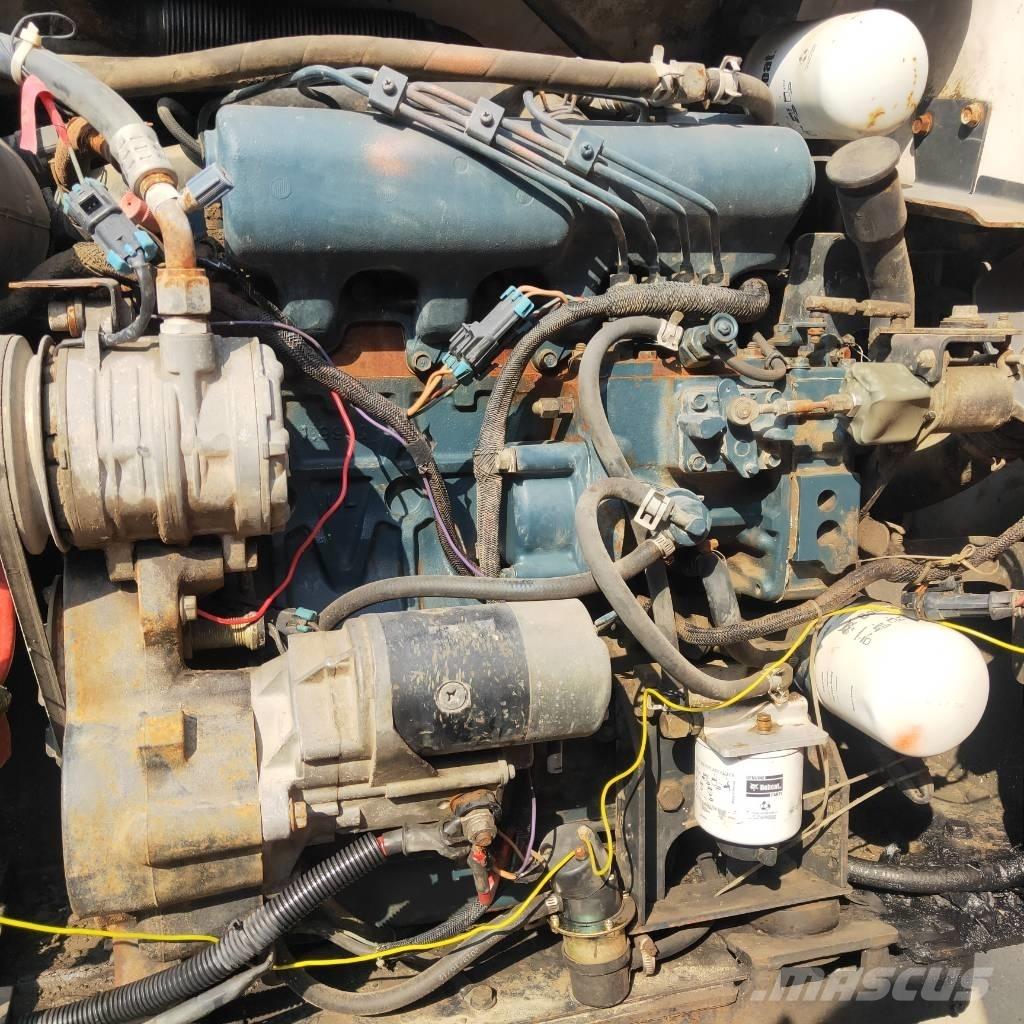Bobcat S185 لوادر انزلاقية التوجيه