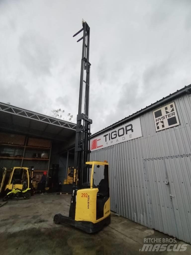 Hyster R 1.6 شاحنات ذات رافعات شوكية تعمل بالكهرباء