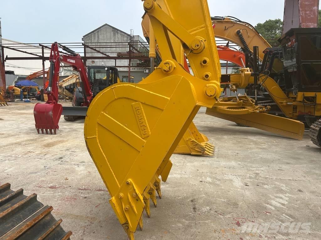 Komatsu PC 240 حفارات زحافة