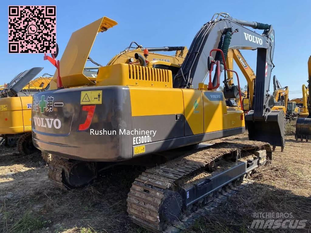 Volvo EC 300 D L حفارات زحافة