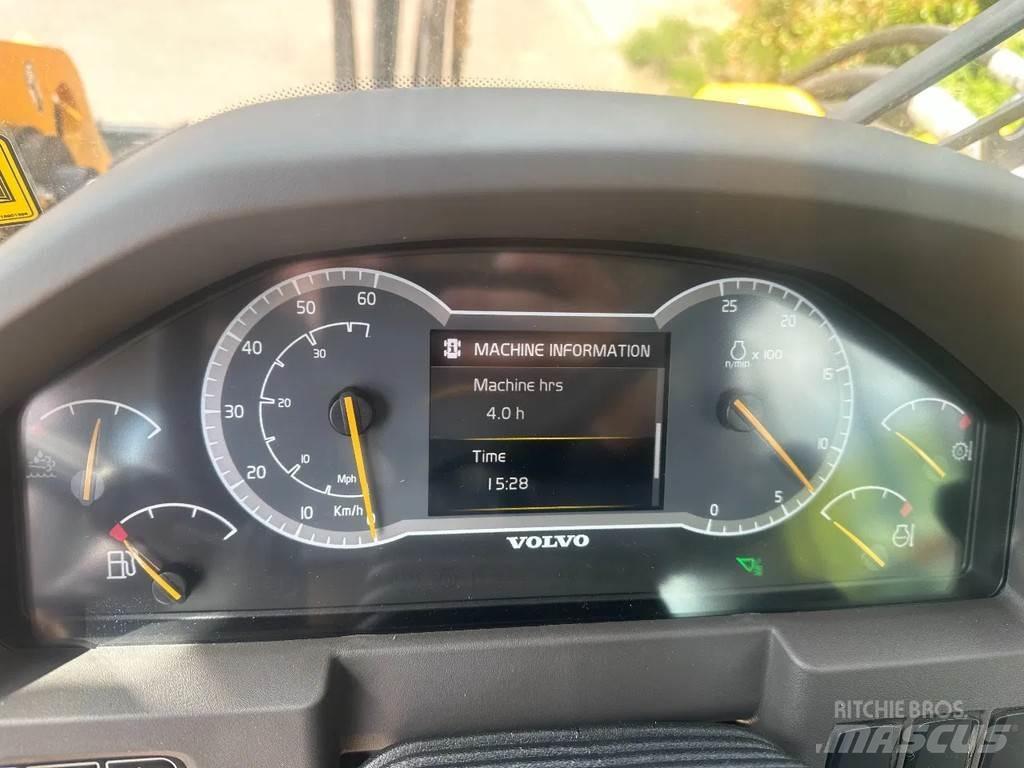Volvo L90 H2 2025 لوادر بعجل