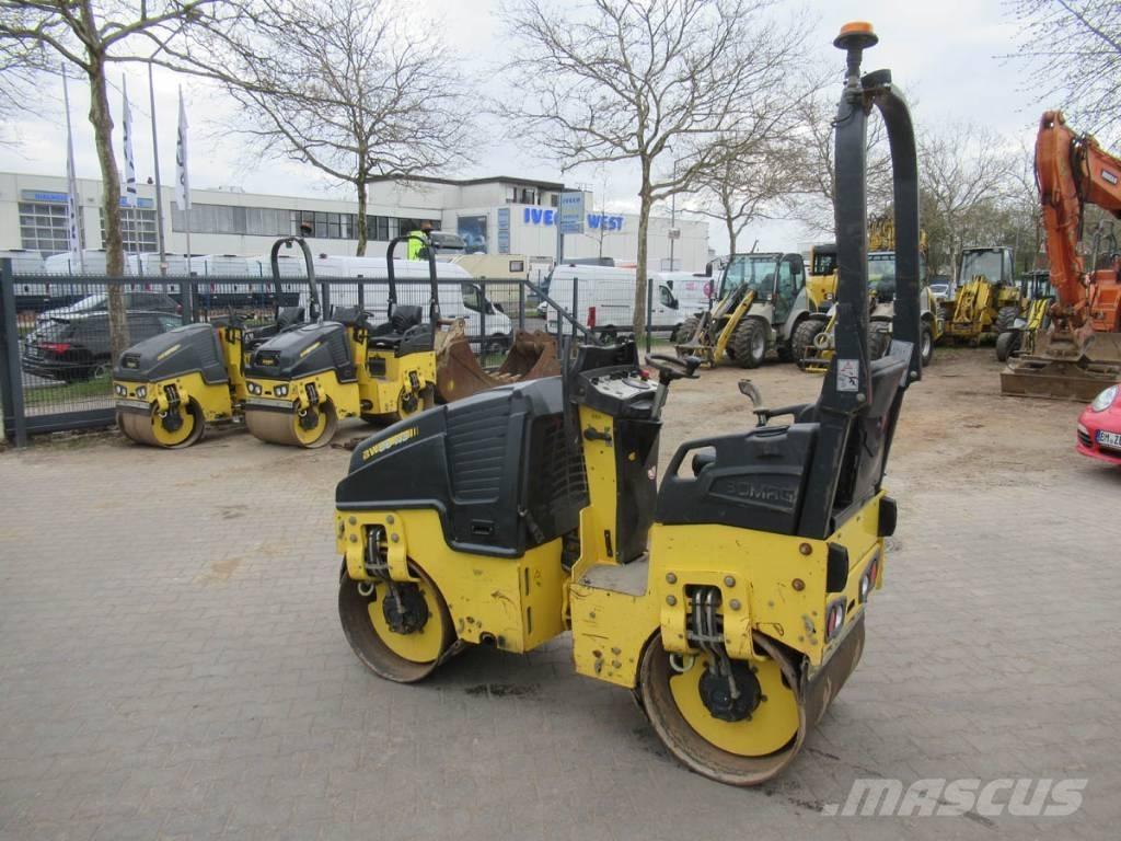 Bomag BW 80 AD-5 مداحل ثنائية الاسطوانة