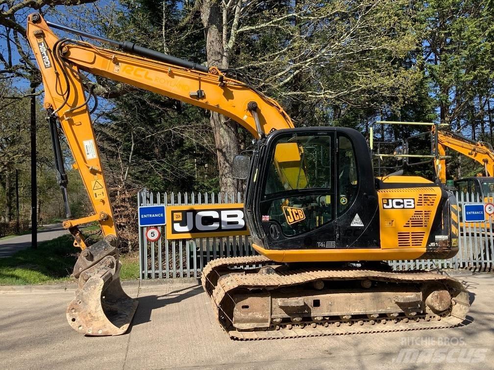 JCB JS 130 LC حفارات زحافة