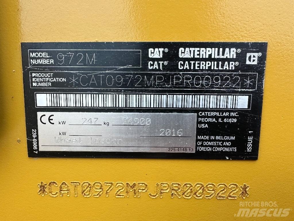 CAT 972 M لوادر بعجل