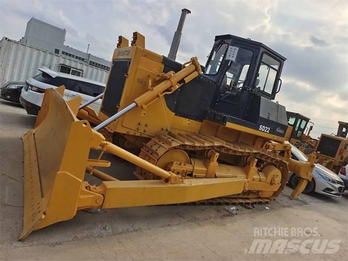 Shantui SD 22 بلدوزرات مجنزرة