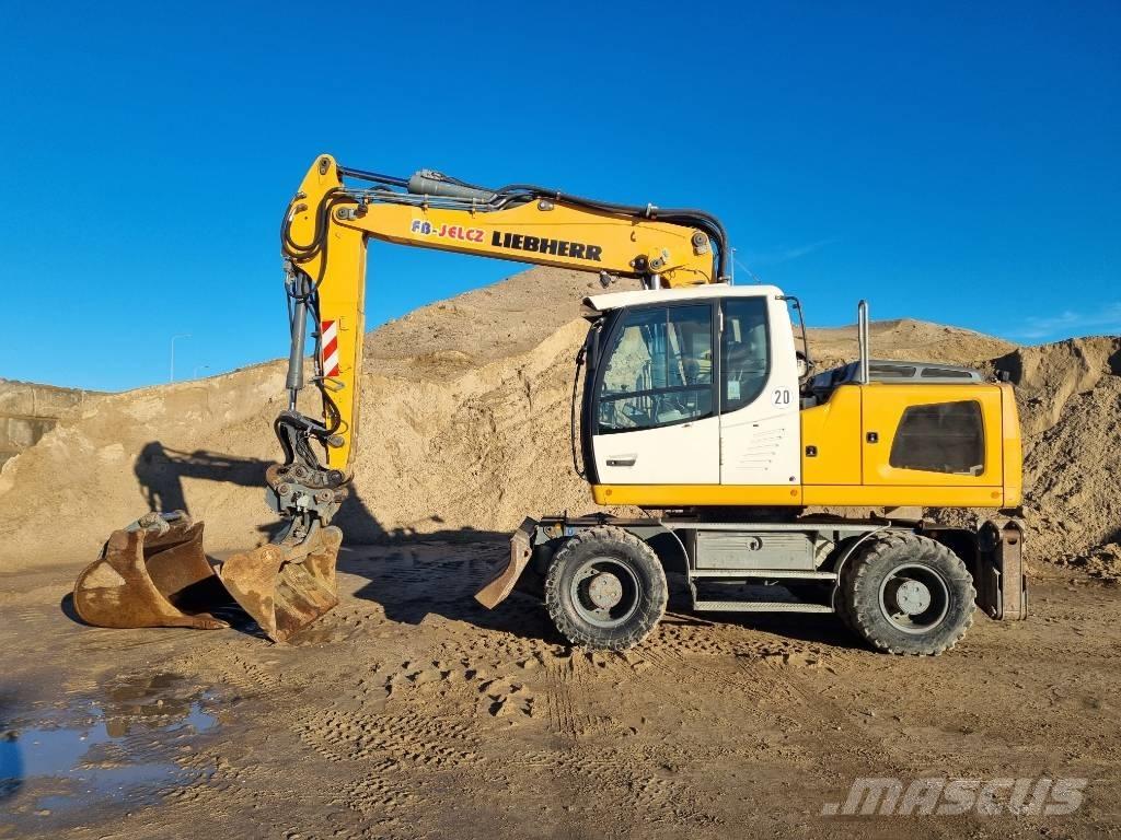 Liebherr A 918 حفارات بعجل