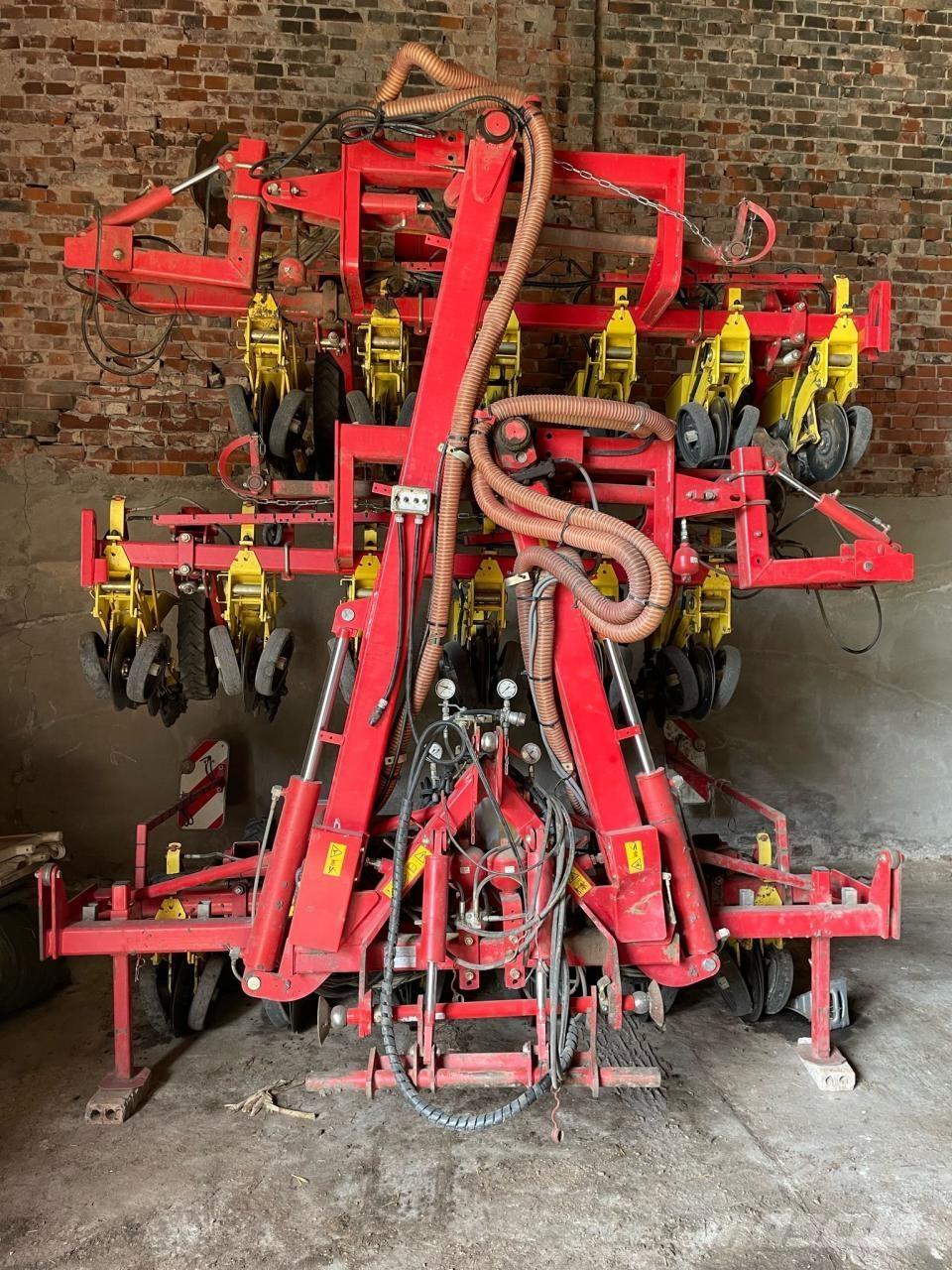 Kleine Unicorn 18 ماكينات البذر الدقيق