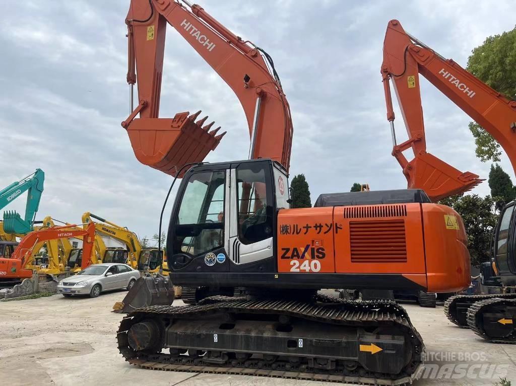 Hitachi ZX 240 حفارات زحافة