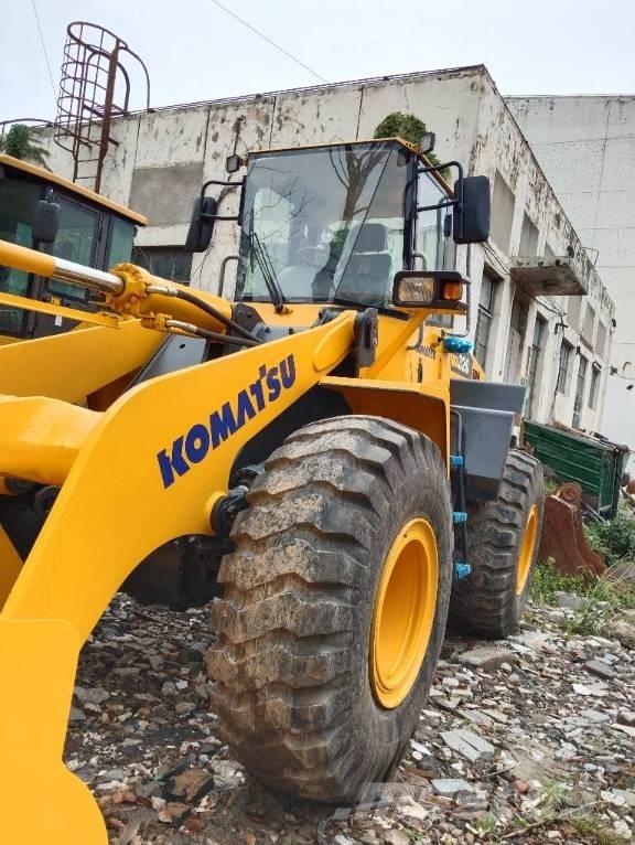 Komatsu WA 320-5 لوادر بعجل