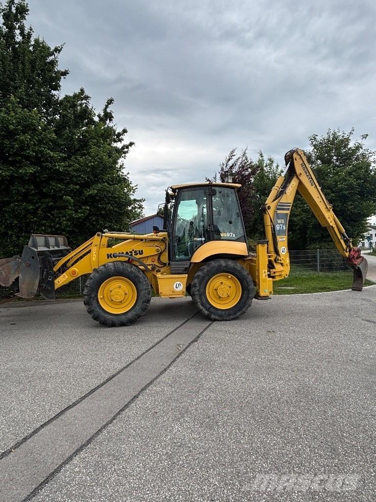 Komatsu WB 97 S لوادر ذات جرافات عكسية