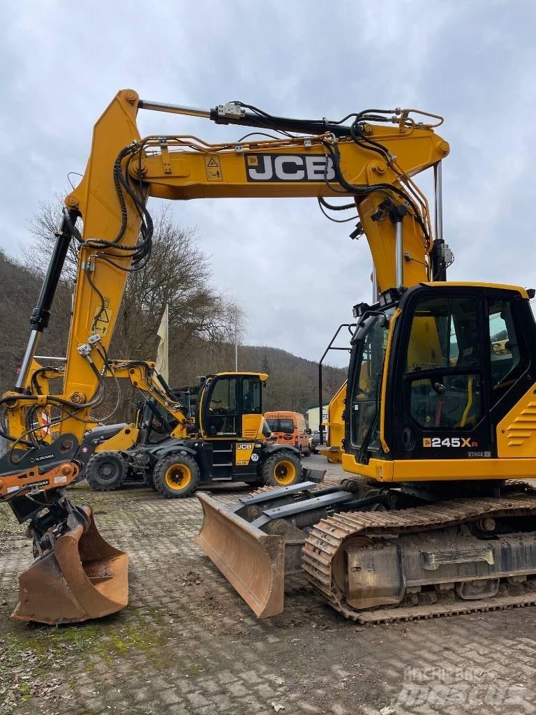 JCB 245 XR حفارات زحافة
