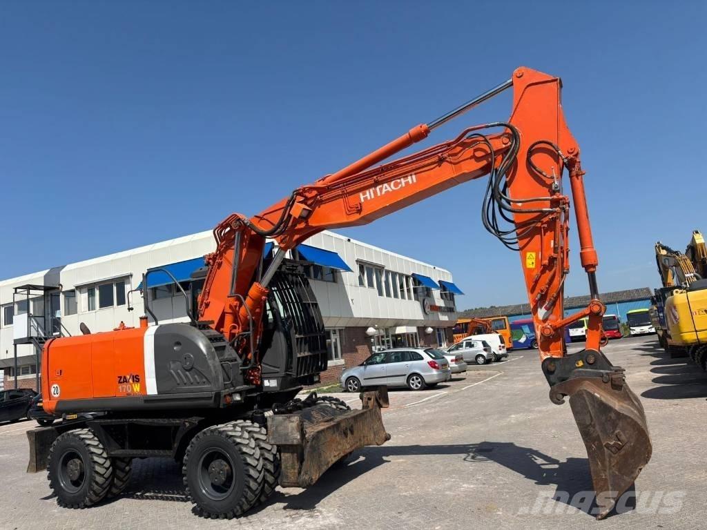 Hitachi ZX 170 W-3 حفارات بعجل