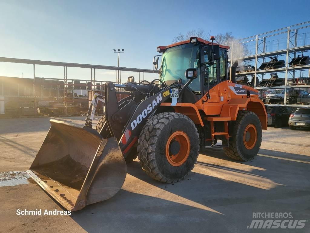 Doosan DL 200-5 لوادر بعجل
