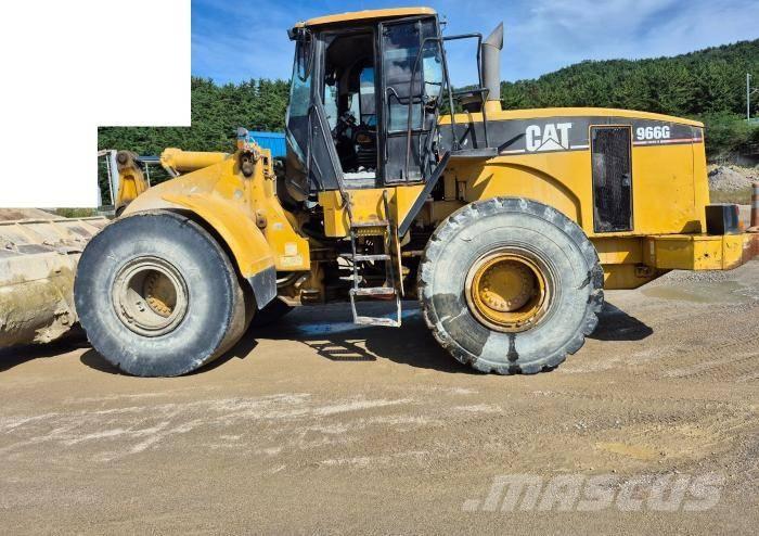 CAT 966G-2 لوادر بعجل