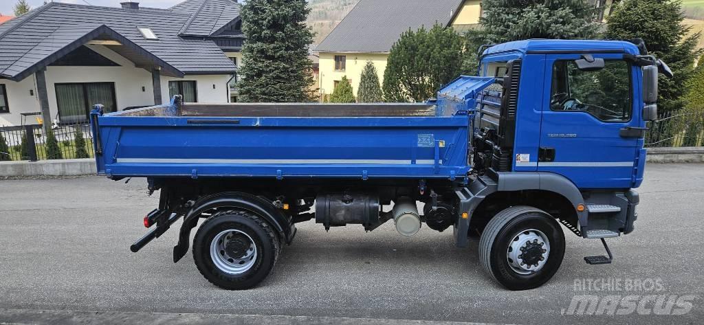 MAN TGM 18.290 4X4 شاحنات قلابة