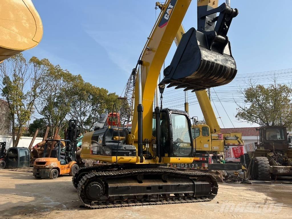 CAT 330 D حفارات زحافة