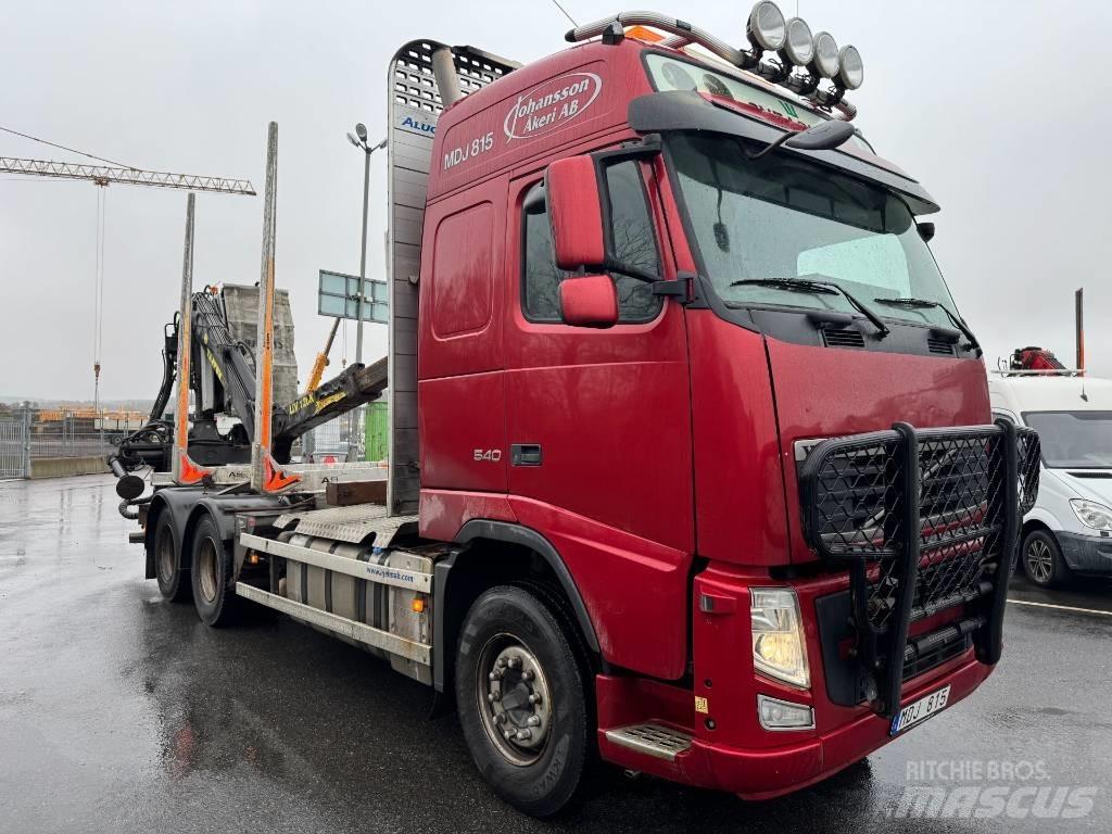 Volvo FH 540 شاحنات أشجار