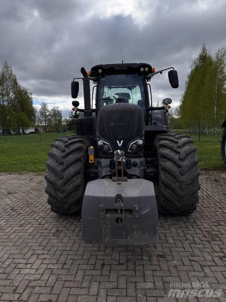 Valtra S 394 الجرارات
