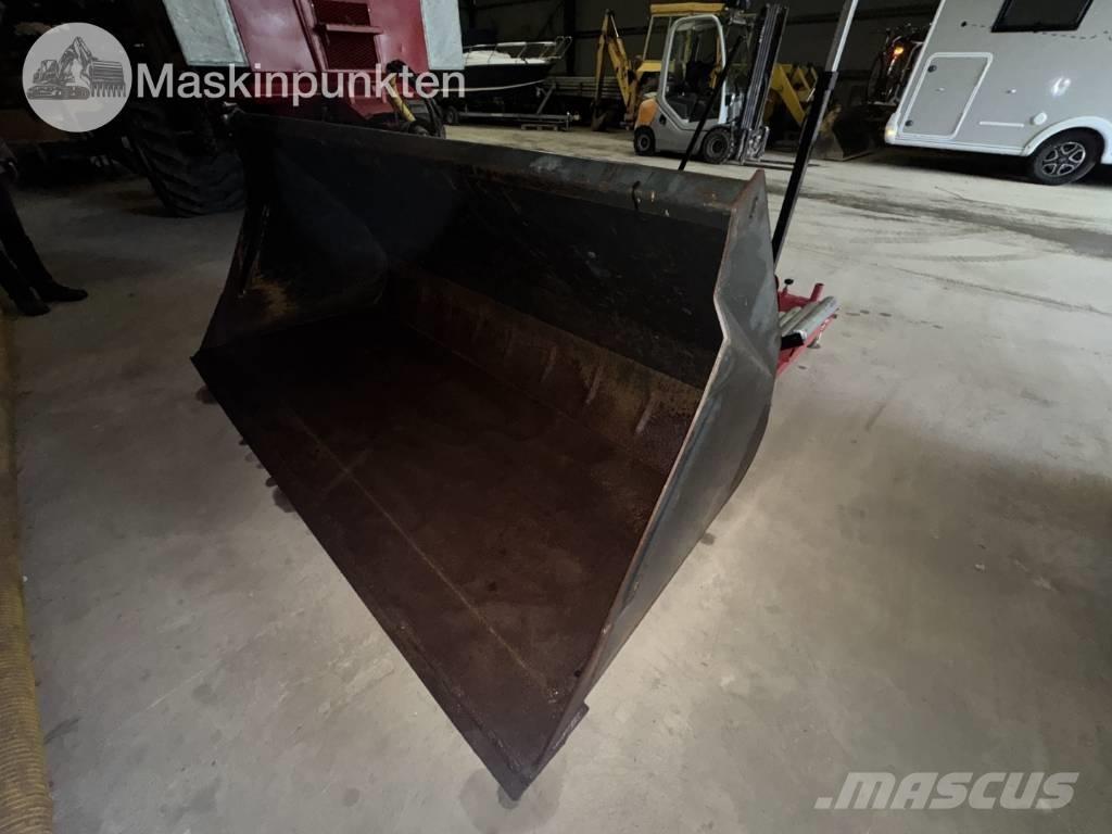 Ålö Universal skopa دلاء