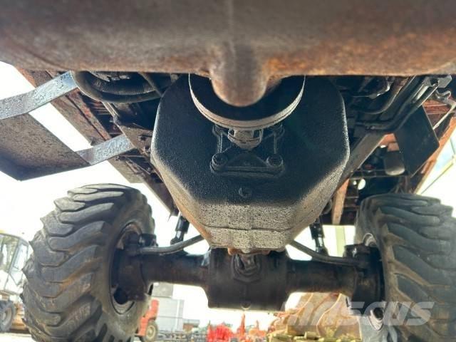 Kubota KH 16- W حفارات بعجل