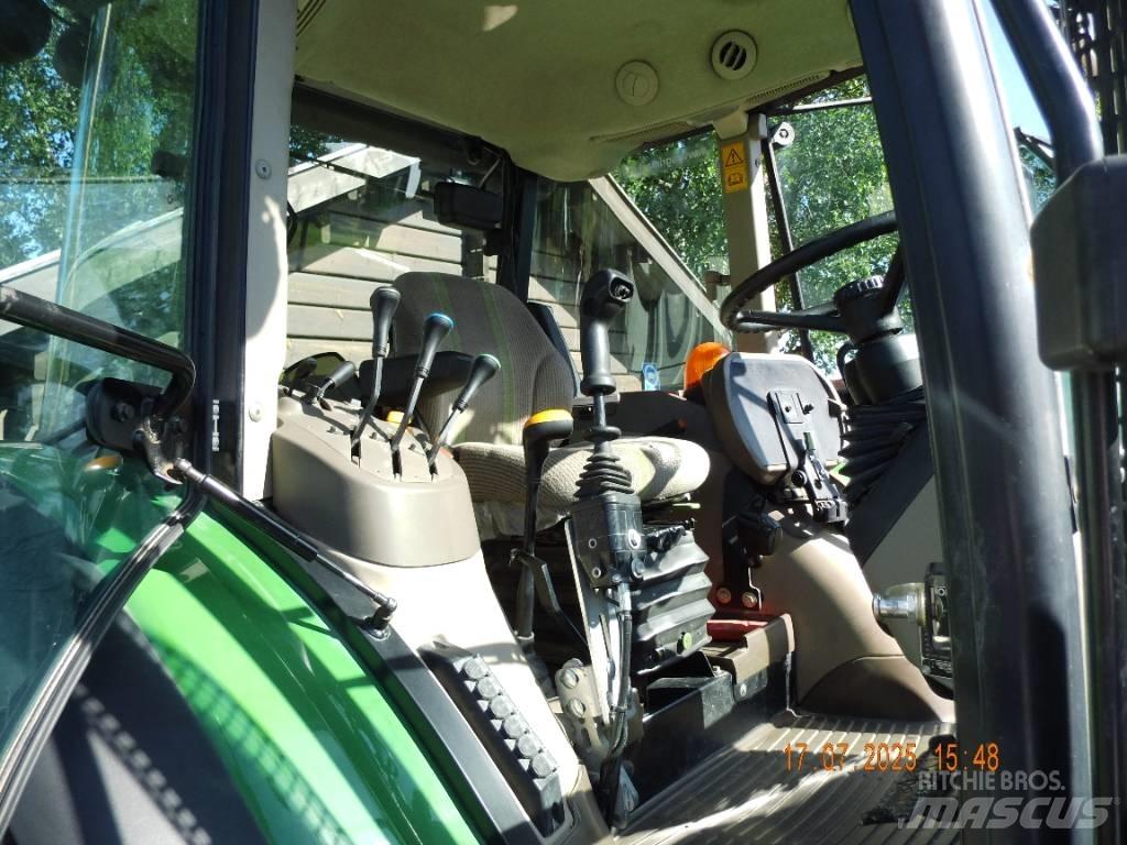 John Deere 5100 M الجرارات