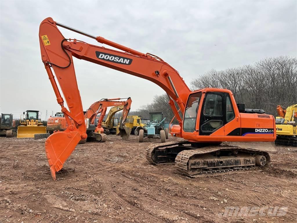 Doosan DH220-7 حفارات زحافة