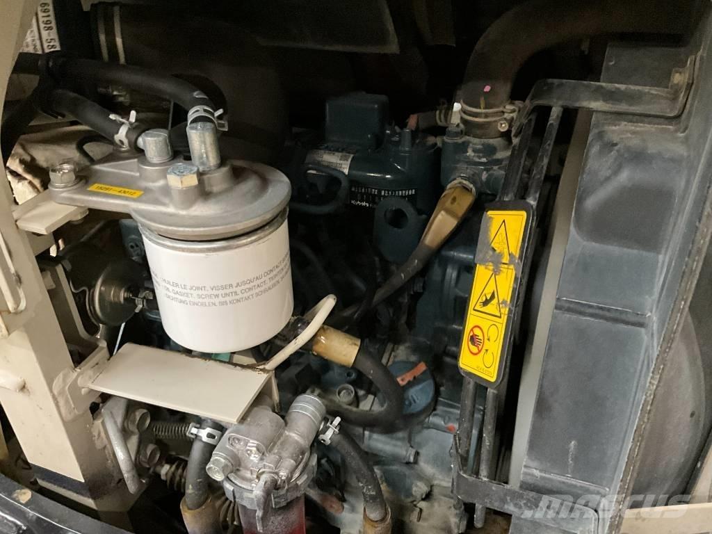 Kubota U 20-3 A حفارات صغيرة أقل من 7 طن (حفارات صغيرة)