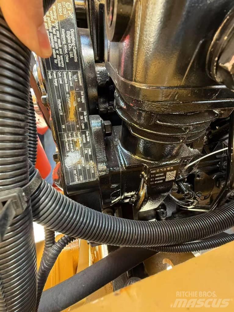 CAT 420 F لوادر ذات جرافات عكسية