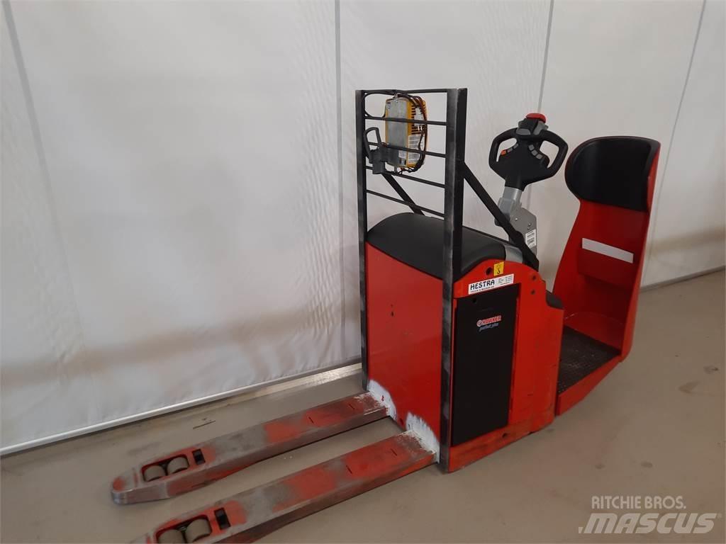 Manitou EP22M PFF رافعة منخفضة المستوى ذات منصة