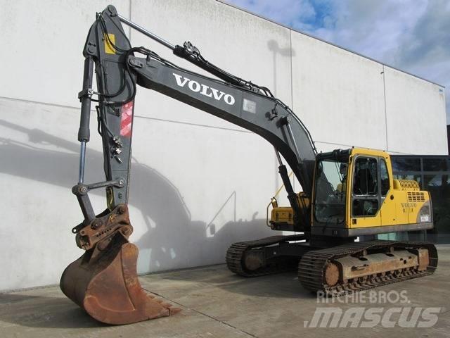 Volvo EC 210 B LC حفارات زحافة