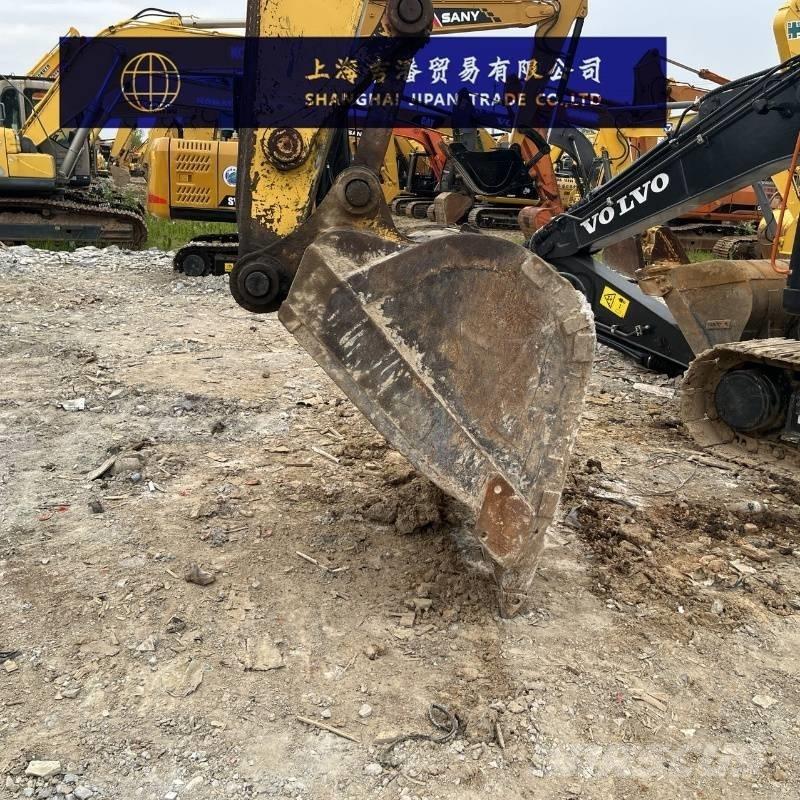 Komatsu PC 270 حفارات زحافة