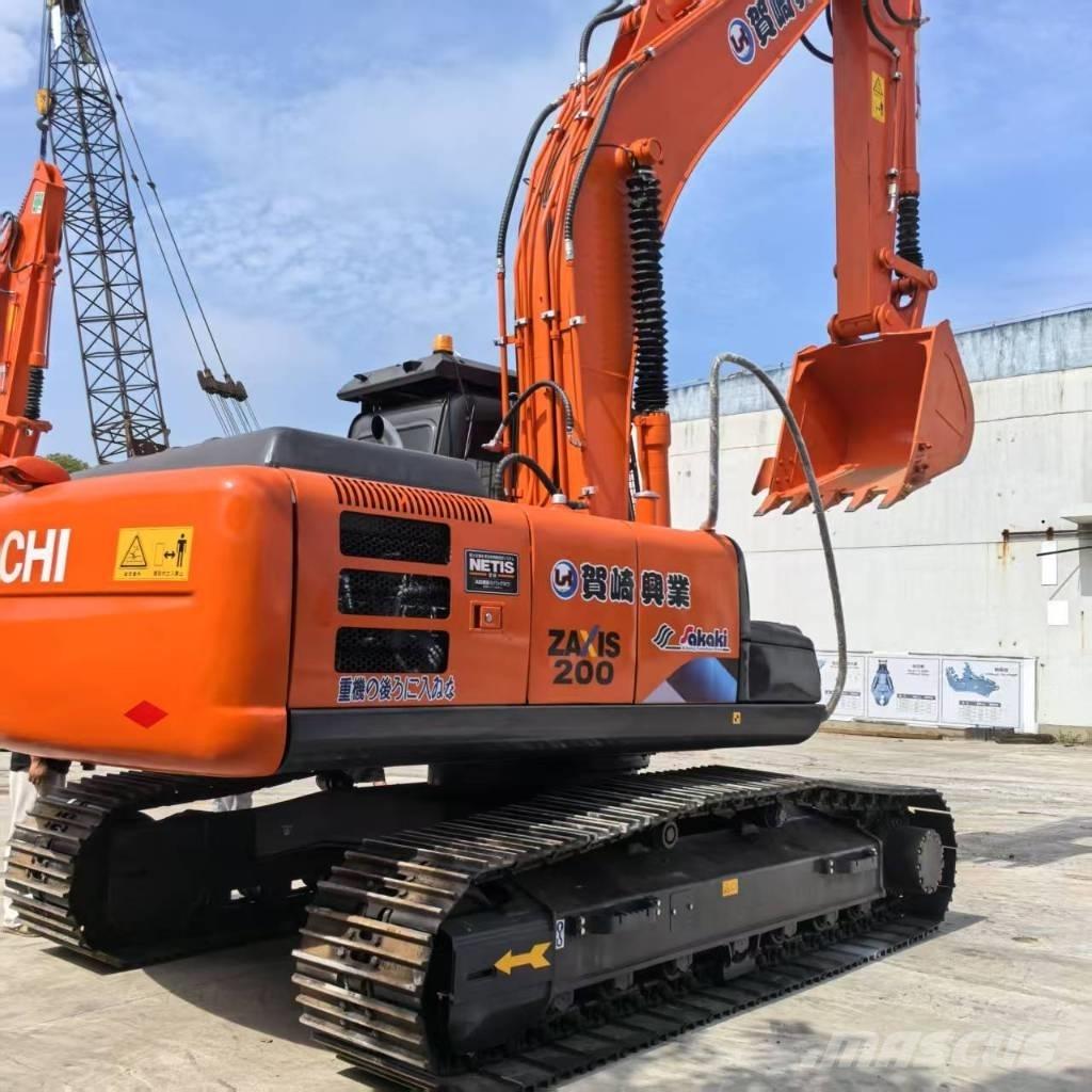 Hitachi ZX 200-3 G حفارات زحافة