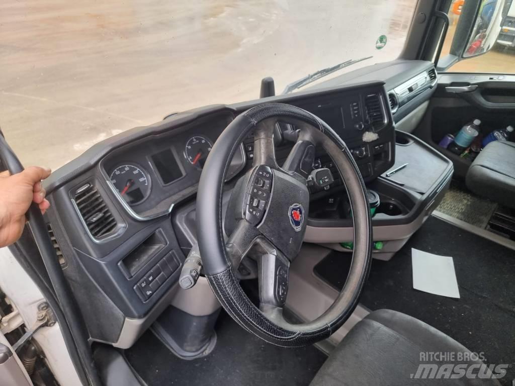 Scania R 450 وحدات الجر